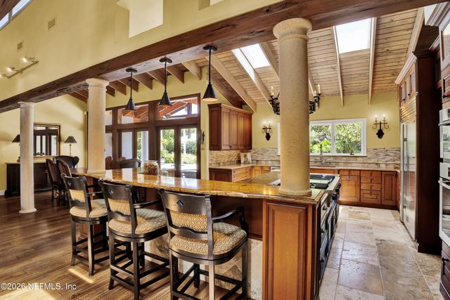 33 CORONA Road, Ponte Vedra Beach, FL 32082
