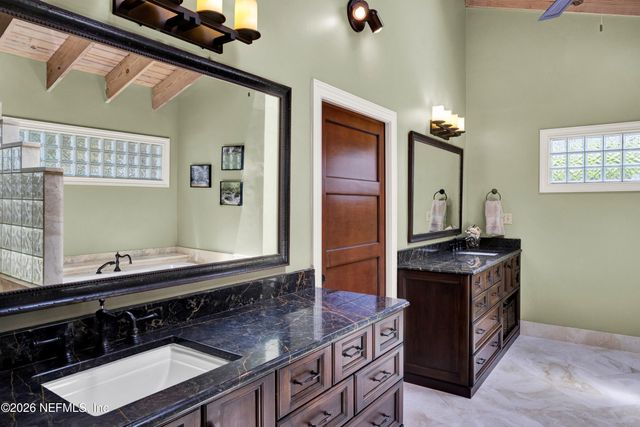 33 CORONA Road, Ponte Vedra Beach, FL 32082