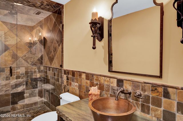 33 CORONA Road, Ponte Vedra Beach, FL 32082