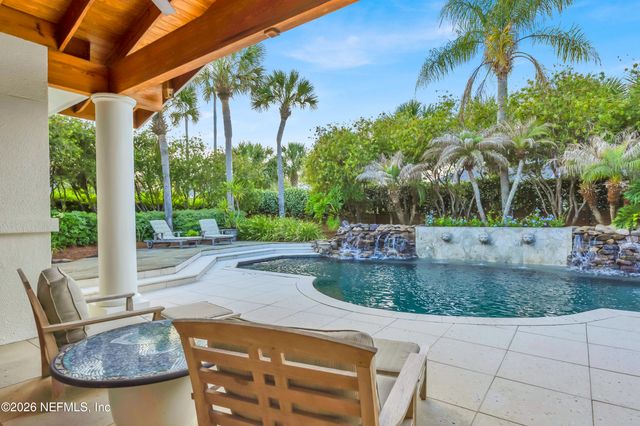 33 CORONA Road, Ponte Vedra Beach, FL 32082