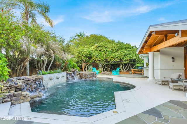 33 CORONA Road, Ponte Vedra Beach, FL 32082