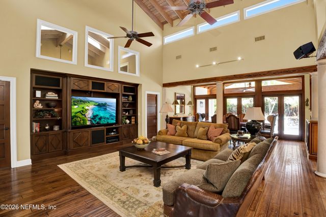 33 CORONA Road, Ponte Vedra Beach, FL 32082