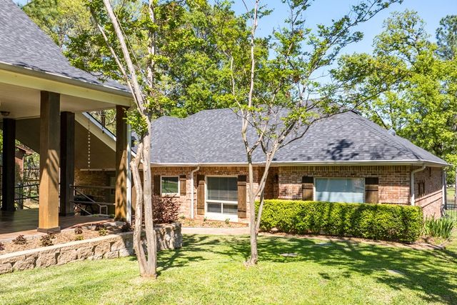 211 N Beverly Drive, Malakoff, TX 75148