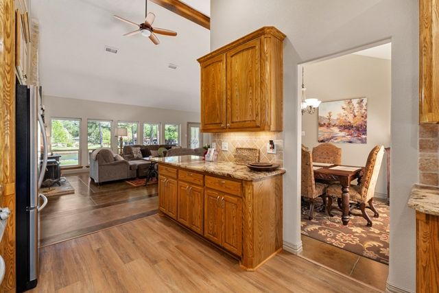 211 N Beverly Drive, Malakoff, TX 75148