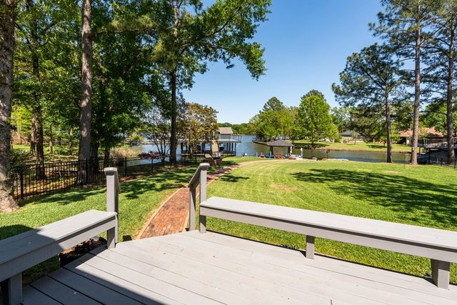 211 N Beverly Drive, Malakoff, TX 75148