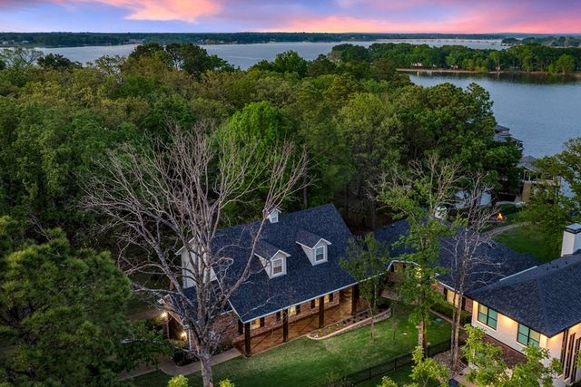 211 N Beverly Drive, Malakoff, TX 75148