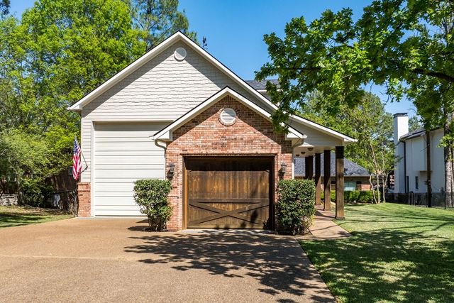 211 N Beverly Drive, Malakoff, TX 75148