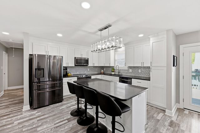 3209 Elk Lake Court, Lexington, KY 40517