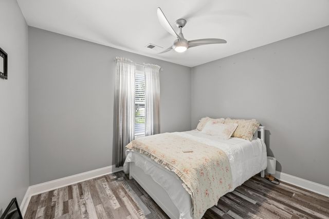 3209 Elk Lake Court, Lexington, KY 40517