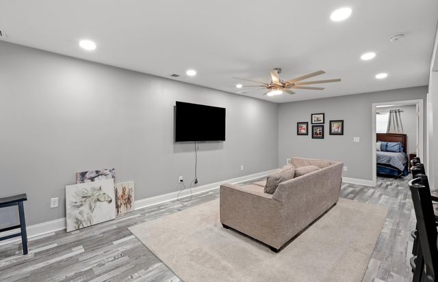 3209 Elk Lake Court, Lexington, KY 40517