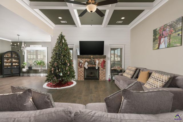 107 Brook Hollow Court, Kathleen, GA 31047