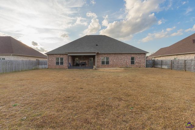 107 Brook Hollow Court, Kathleen, GA 31047