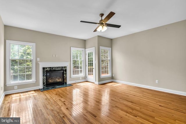 42985 PASCALE TER, Ashburn, VA 20148