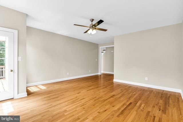 42985 PASCALE TER, Ashburn, VA 20148