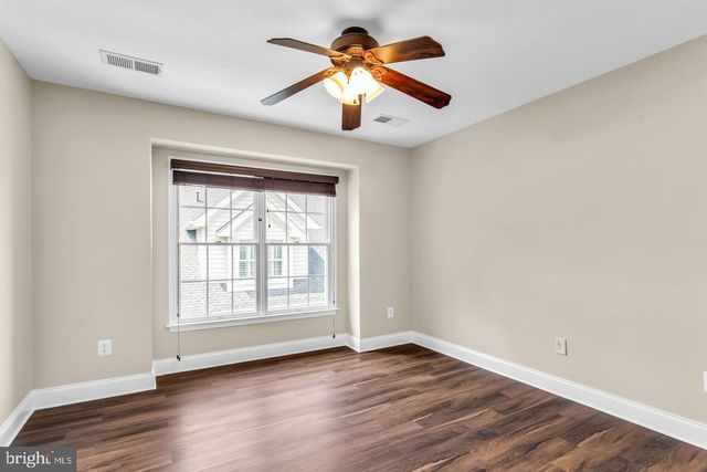 42985 PASCALE TER, Ashburn, VA 20148
