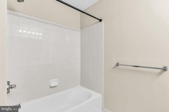 42985 PASCALE TER, Ashburn, VA 20148