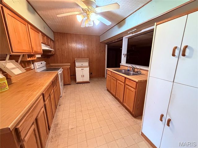 2640 Logan Street, Granite City, IL 62040