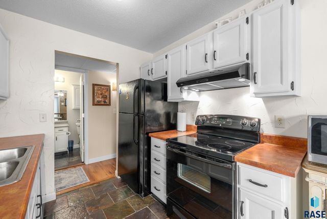 3544 S Gateway Ave Avenue 301, Sioux Falls, SD 57106