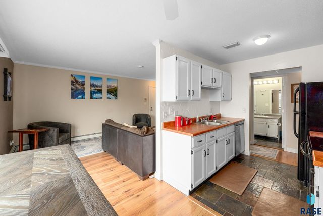 3544 S Gateway Ave Avenue 301, Sioux Falls, SD 57106