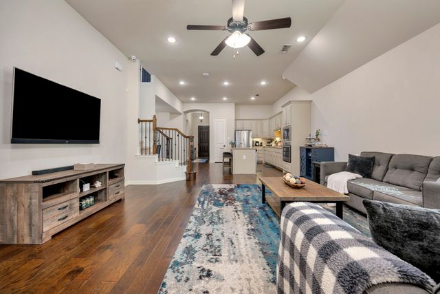 1212 Blue Lake Boulevard, Arlington, TX 76005