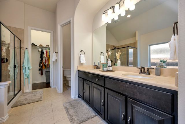 1212 Blue Lake Boulevard, Arlington, TX 76005