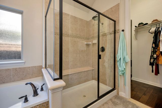 1212 Blue Lake Boulevard, Arlington, TX 76005