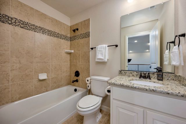 1212 Blue Lake Boulevard, Arlington, TX 76005