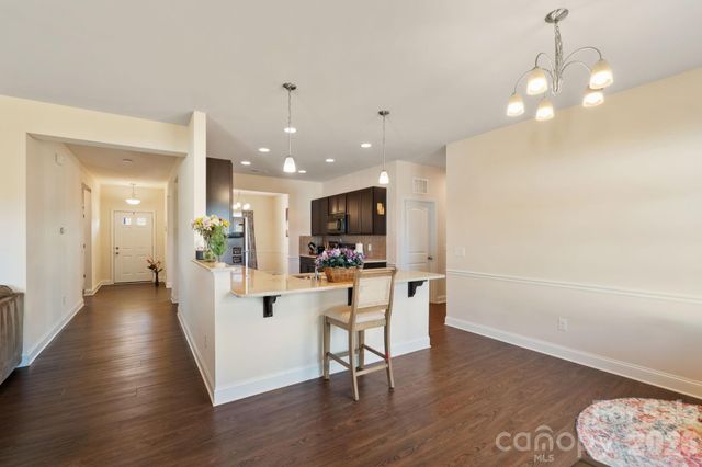 1378 Land Grove Drive, Kernersville, NC 27284