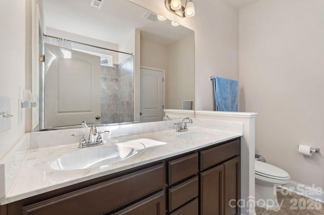 1378 Land Grove Drive, Kernersville, NC 27284