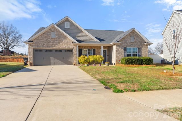 1378 Land Grove Drive, Kernersville, NC 27284