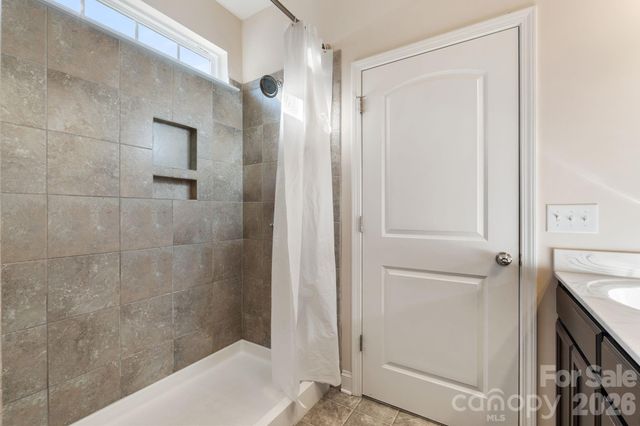 1378 Land Grove Drive, Kernersville, NC 27284