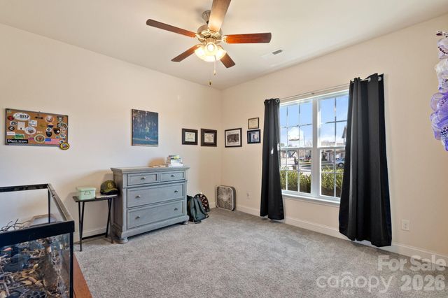 1378 Land Grove Drive, Kernersville, NC 27284