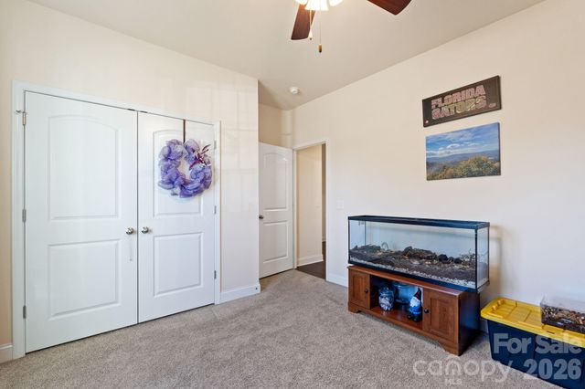 1378 Land Grove Drive, Kernersville, NC 27284