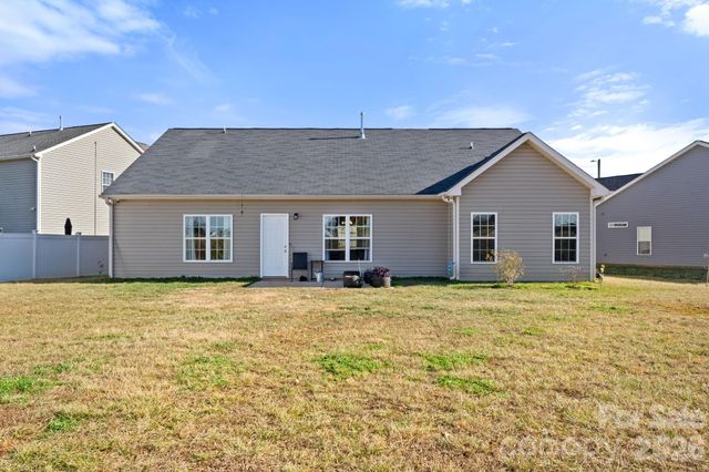 1378 Land Grove Drive, Kernersville, NC 27284