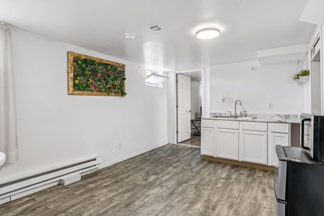 393 Geranium Avenue E, Saint Paul, MN 55130