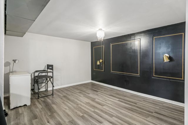 393 Geranium Avenue E, Saint Paul, MN 55130