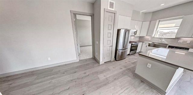 401 W 25th Street 1101, Houston, TX 77008