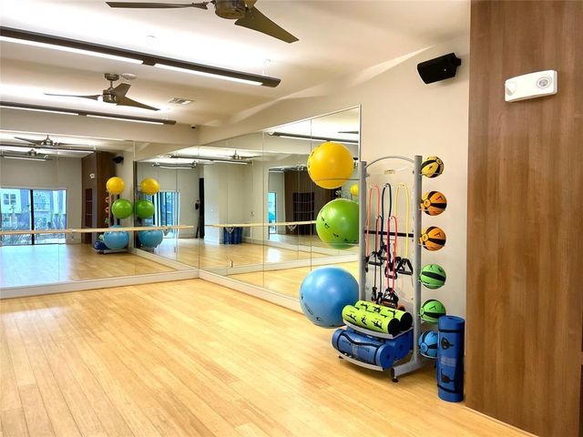 401 W 25th Street 1101, Houston, TX 77008