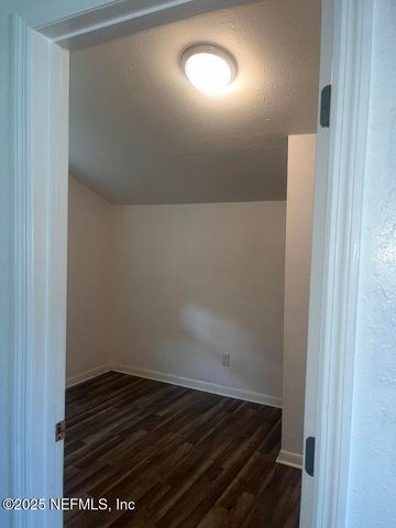 254 MCDUFF Avenue S, Jacksonville, FL 32254