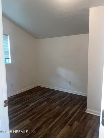 254 MCDUFF Avenue S, Jacksonville, FL 32254