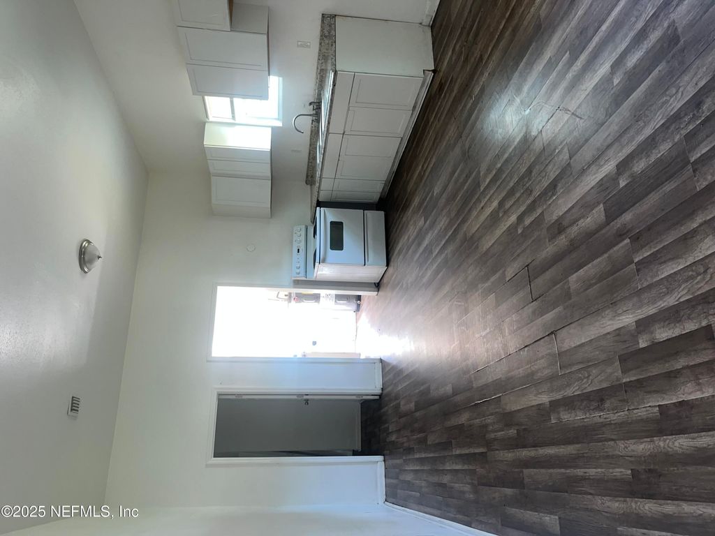 254 MCDUFF Avenue S, Jacksonville, FL 32254