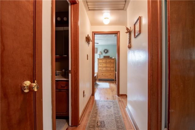 1093 Saxonburg Blvd, Clinton Twp, PA 16056