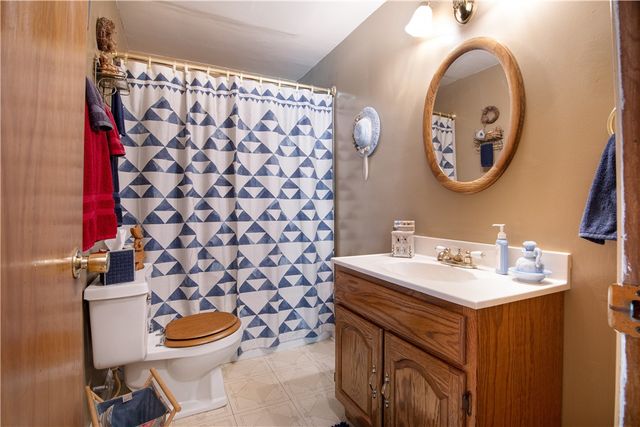 1093 Saxonburg Blvd, Clinton Twp, PA 16056