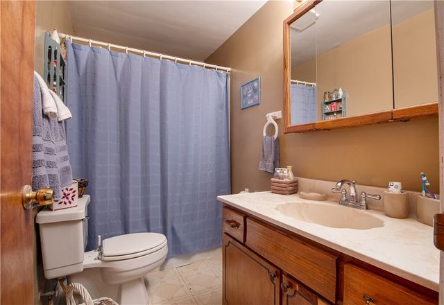 1093 Saxonburg Blvd, Clinton Twp, PA 16056