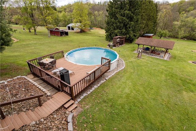 1093 Saxonburg Blvd, Clinton Twp, PA 16056