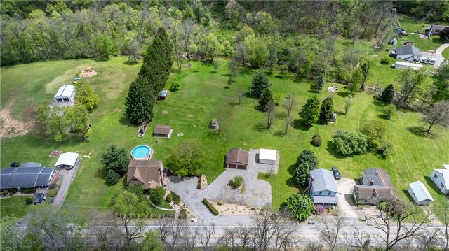 1093 Saxonburg Blvd, Clinton Twp, PA 16056