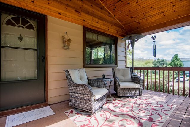 1093 Saxonburg Blvd, Clinton Twp, PA 16056