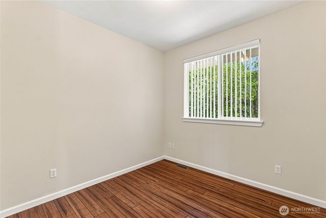 1423 Cherry Avenue, Fircrest, WA 98466