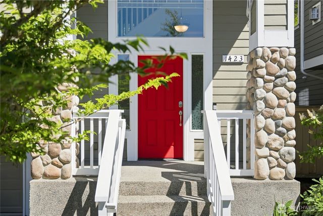 1423 Cherry Avenue, Fircrest, WA 98466