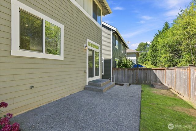 1423 Cherry Avenue, Fircrest, WA 98466